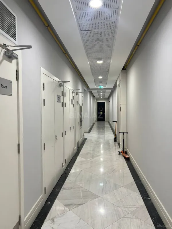 Satılır 4 otaqlı mənzil 113.1 m²