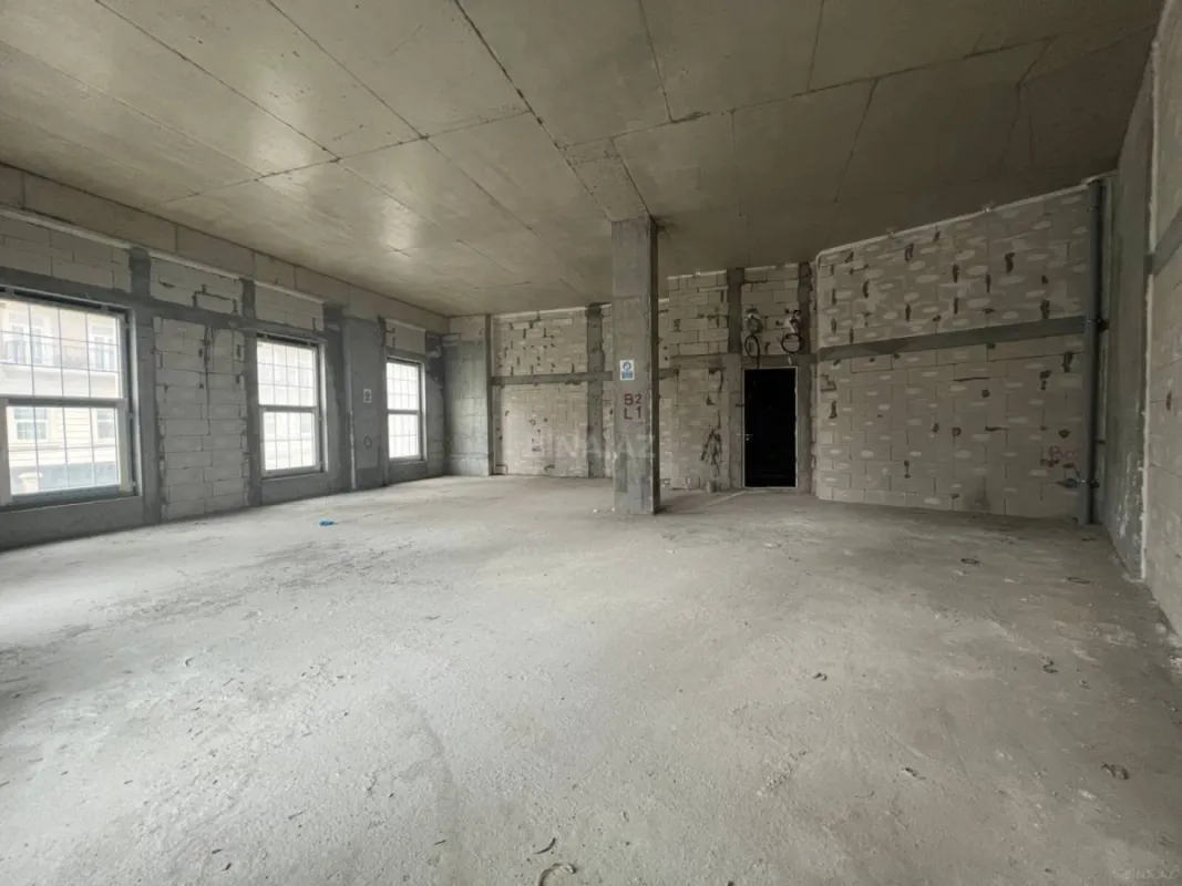 Satılır 4 otaqlı mənzil 113.1 m²