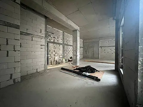 Satılır 3 otaqlı mənzil 92.7 m²