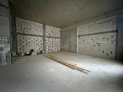 Satılır 3 otaqlı mənzil 92.7 m²