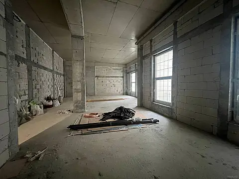 Satılır 3 otaqlı mənzil 92.7 m²