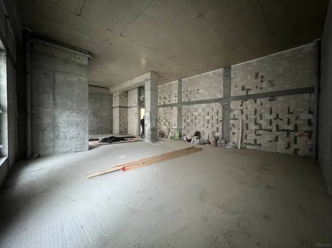 Satılır 3 otaqlı mənzil 92.7 m²