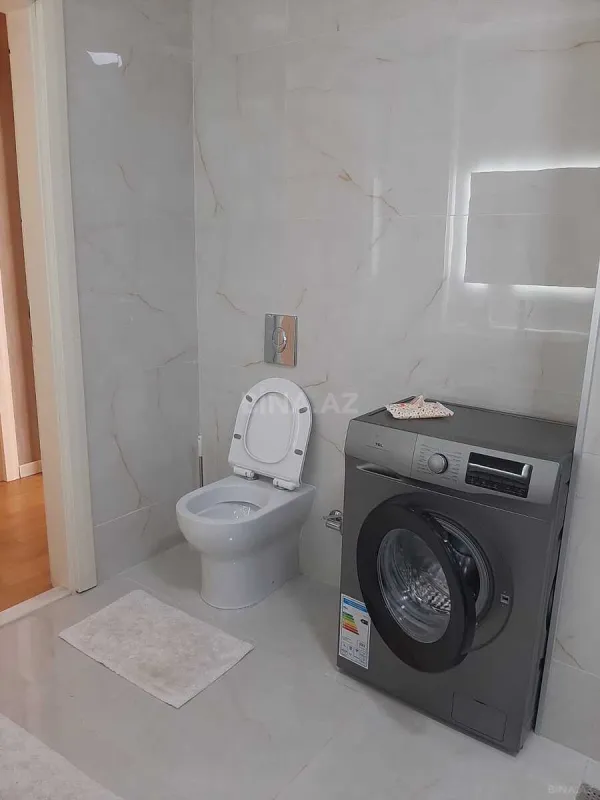 Satılır 3 otaqlı mənzil 115 m²