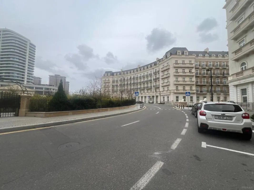 Satılır 3 otaqlı mənzil 100.3 m²