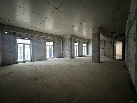 Satılır 3 otaqlı mənzil 100.3 m²