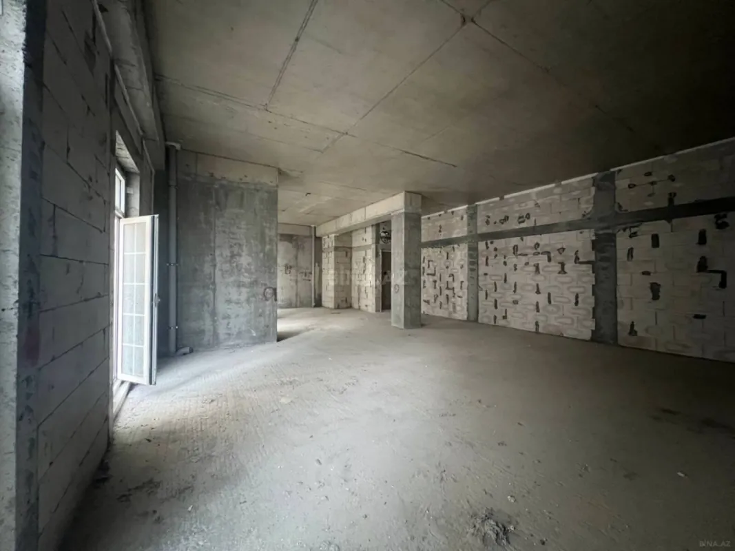 Satılır 3 otaqlı mənzil 100.3 m²