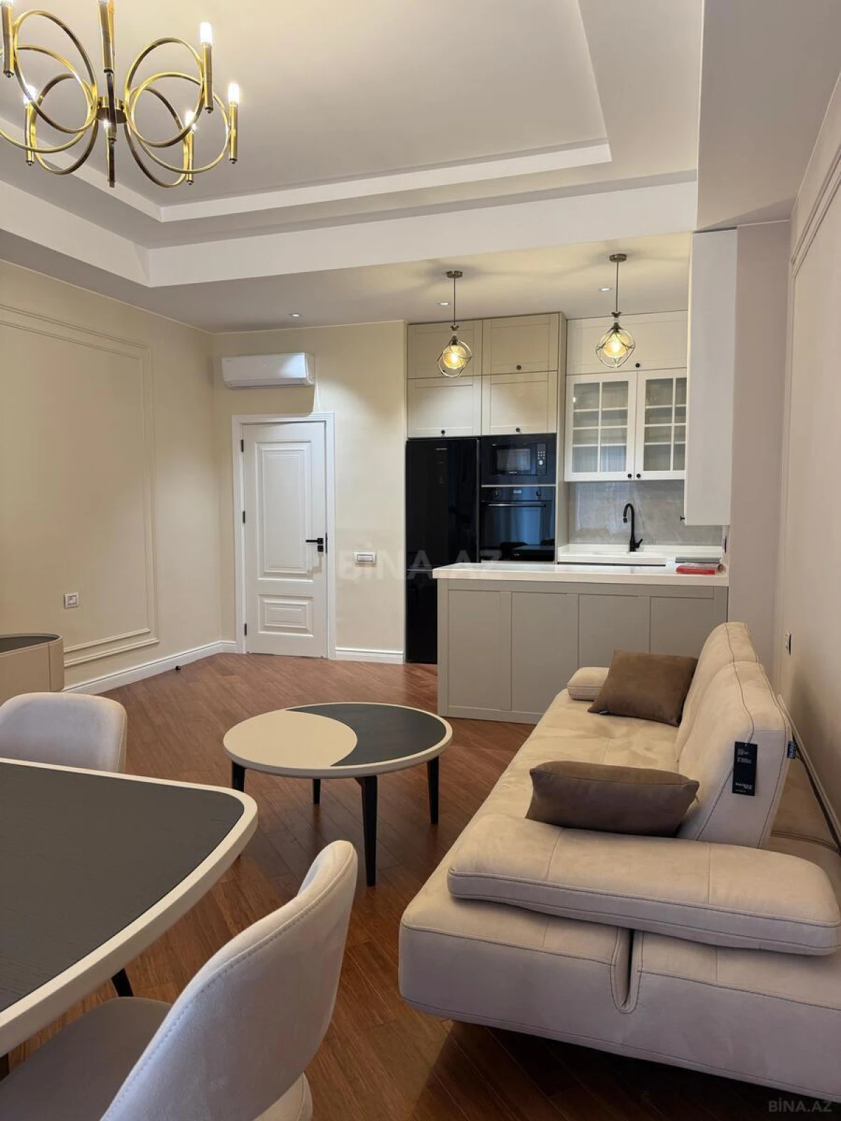 Kirayə verilir 3 otaqlı mənzil 100 m²