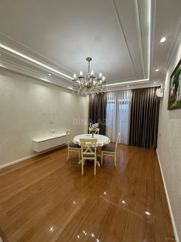 Satılır 2 otaqlı mənzil 65 m²