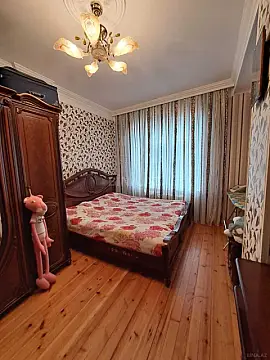 Satılır 3 otaqlı mənzil 105 m²