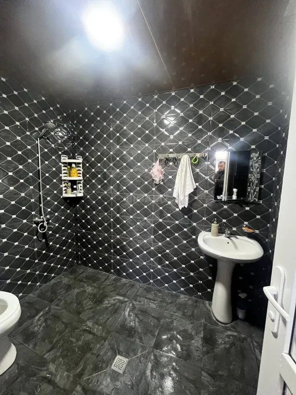 Satılır 4 otaqlı həyət evi 120 m²