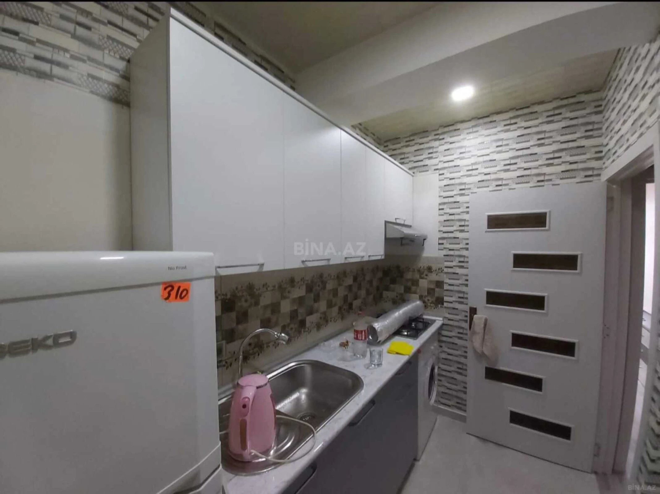 Satılır 2 otaqlı mənzil 58 m²
