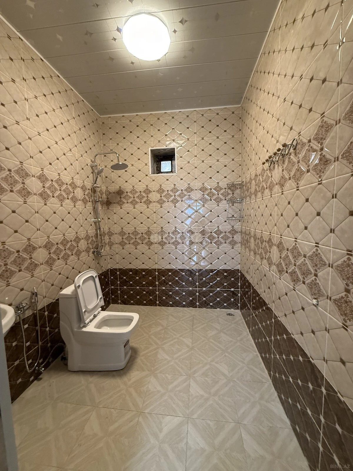 Satılır 3 otaqlı həyət evi 100 m²