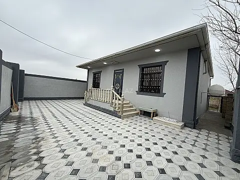 Satılır 3 otaqlı həyət evi 100 m² — Bakı 3 otaq 100.00 m²