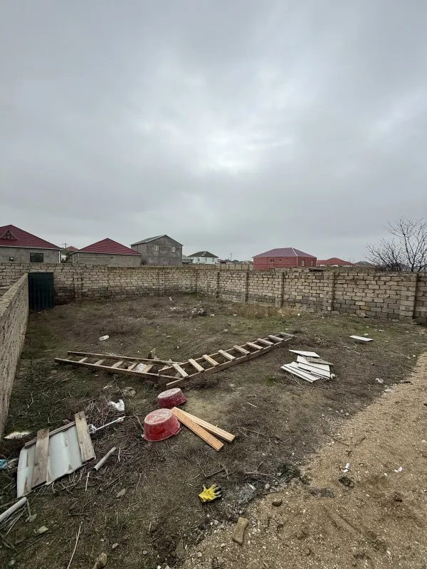 Satılır 3 otaqlı həyət evi 100 m²