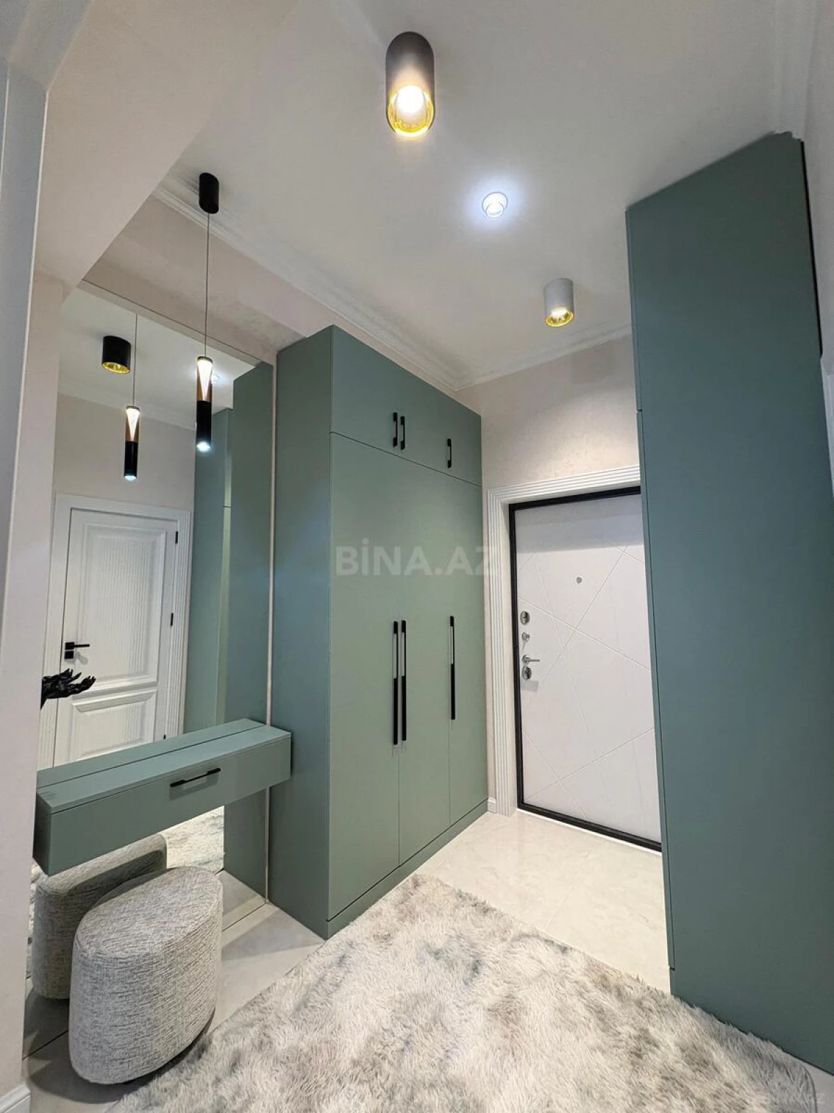 Satılır 2 otaqlı mənzil 42 m²