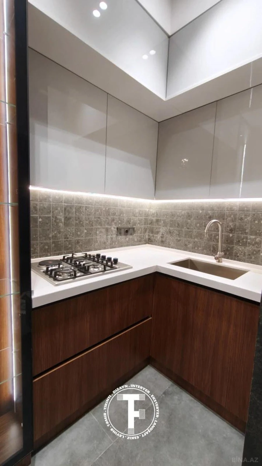 Satılır 3 otaqlı mənzil 74 m²