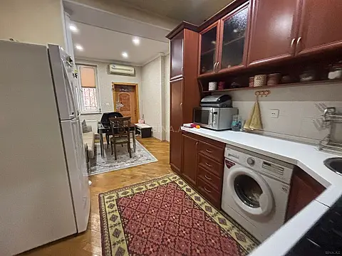 Satılır 3 otaqlı mənzil 90 m²