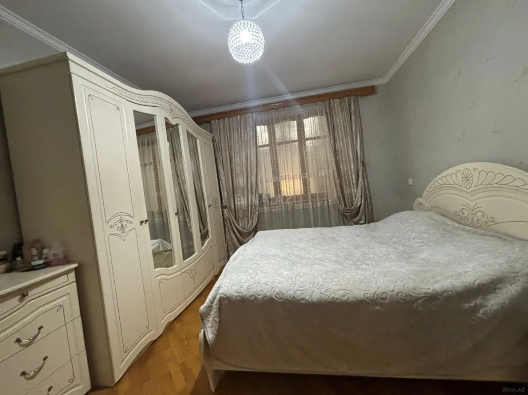 Satılır 3 otaqlı mənzil 90 m²