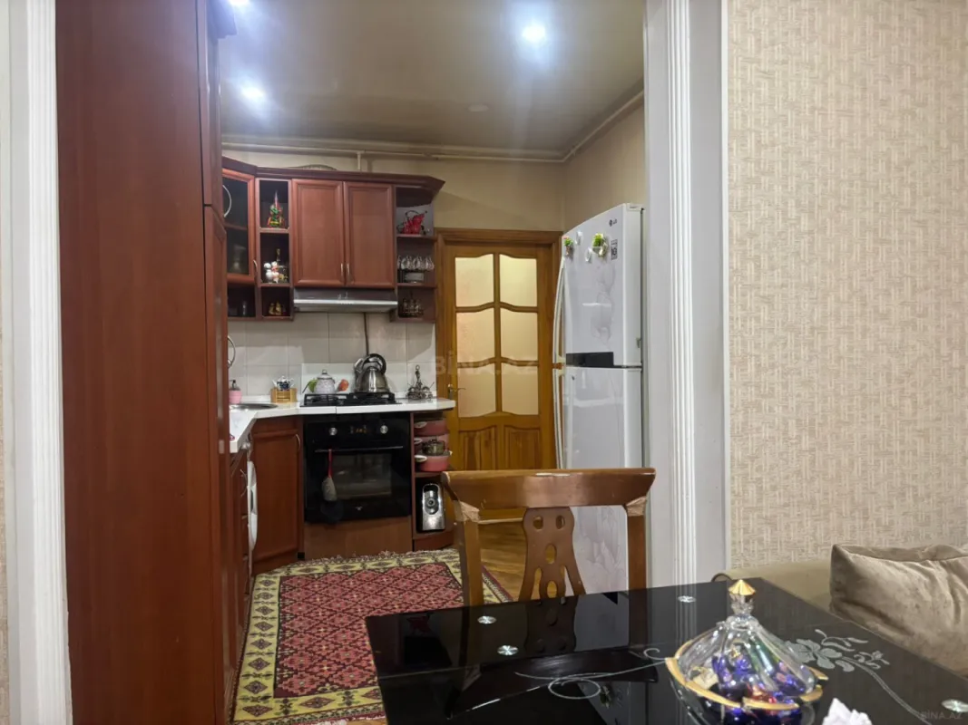 Satılır 3 otaqlı mənzil 90 m²