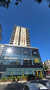 Satılır 4 otaqlı mənzil 192.5 m²