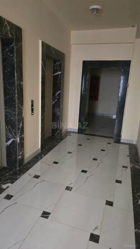 Satılır 4 otaqlı mənzil 192.5 m²