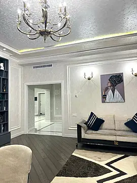 Satılır 4 otaqlı mənzil 170 m²