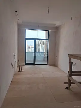 Satılır 3 otaqlı mənzil 121.3 m²