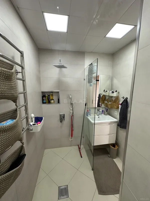 Satılır 2 otaqlı mənzil 85 m²