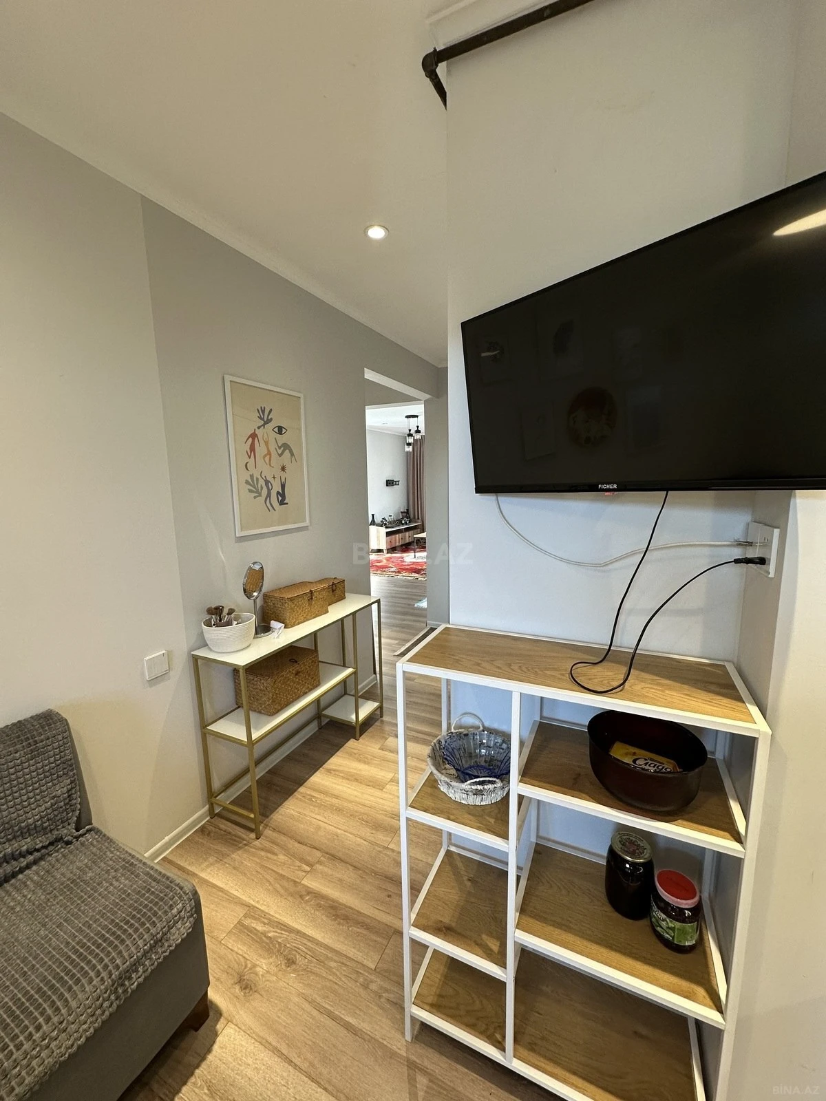 Satılır 2 otaqlı mənzil 85 m²