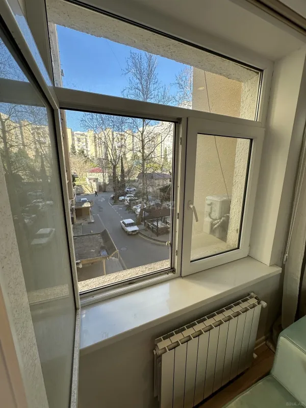 Satılır 2 otaqlı mənzil 85 m²