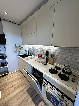 Satılır 2 otaqlı mənzil 85 m²