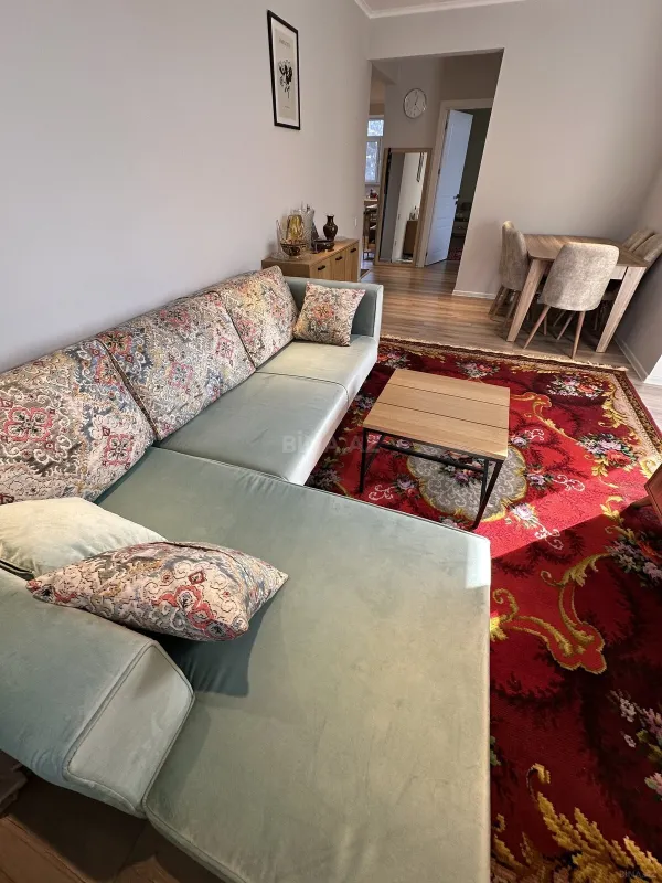 Satılır 2 otaqlı mənzil 85 m²