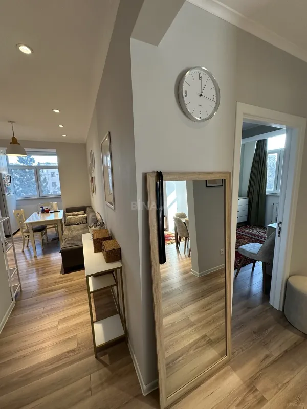 Satılır 2 otaqlı mənzil 85 m²