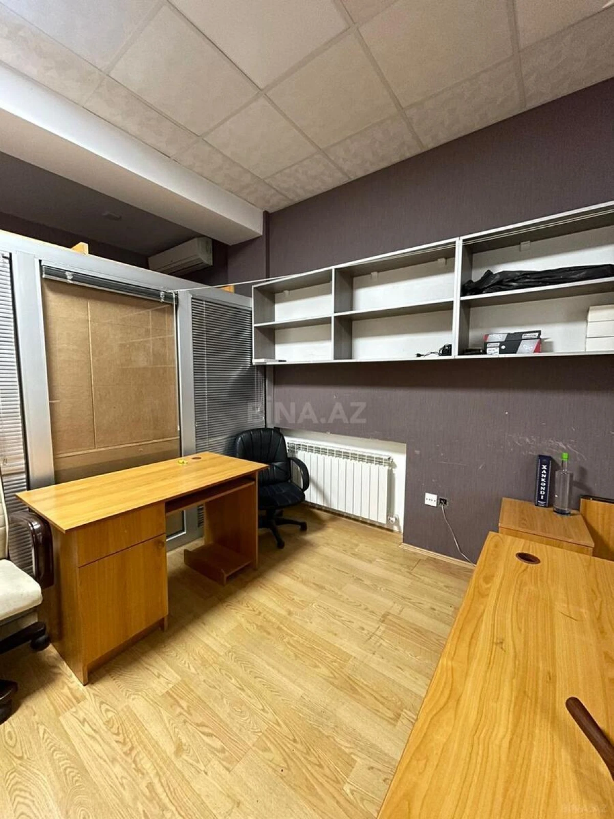 Kirayə verilir 5 otaqlı ofis 220 m²