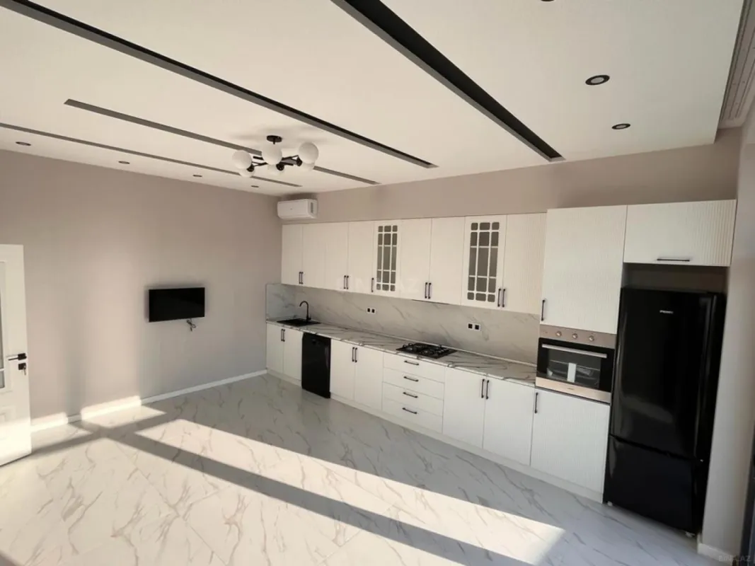 Kirayə verilir 4 otaqlı həyət evi 300 m²