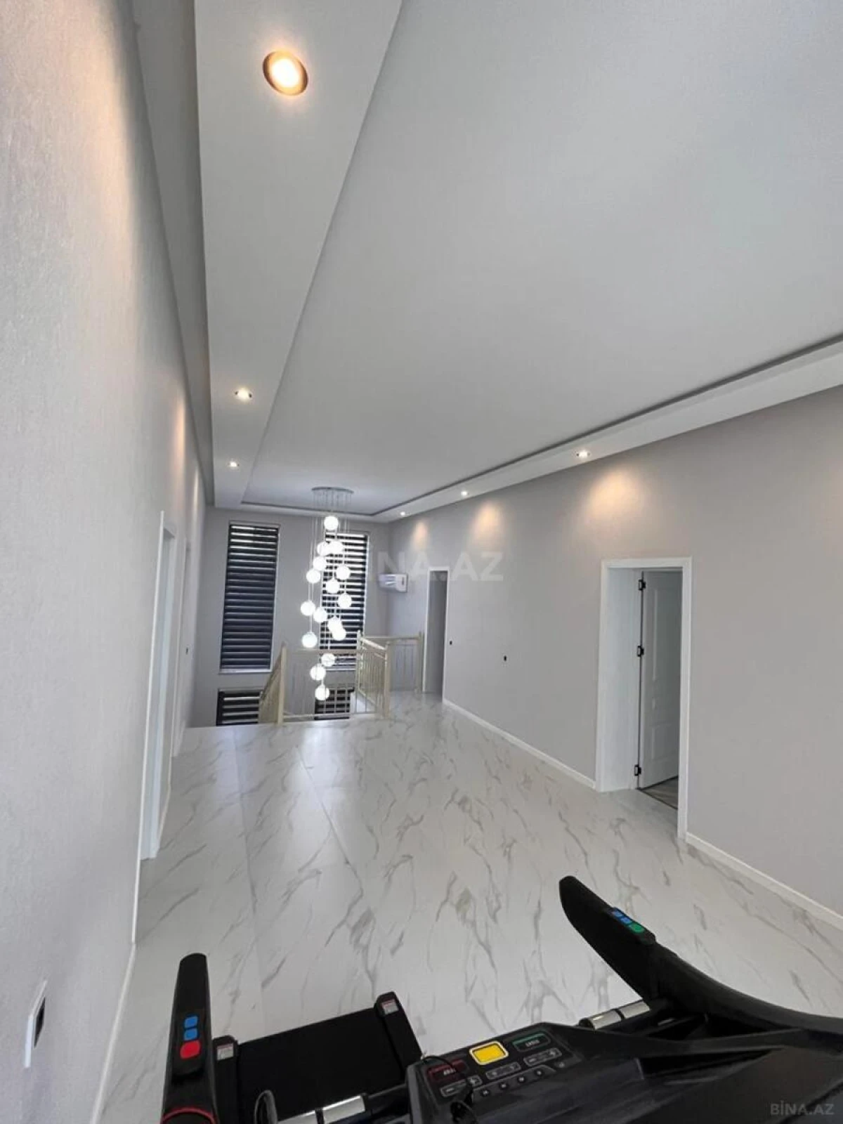 Kirayə verilir 4 otaqlı həyət evi 300 m²
