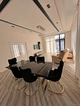 Kirayə verilir 4 otaqlı həyət evi 300 m²