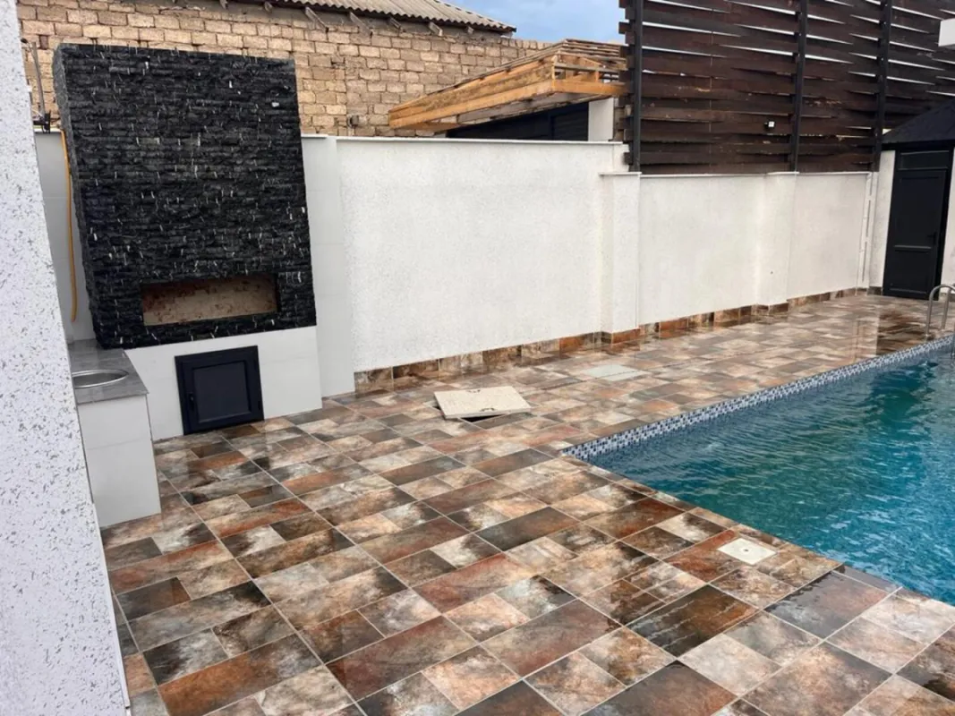 Kirayə verilir 4 otaqlı həyət evi 300 m²