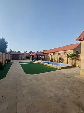 Kirayə verilir 4 otaqlı həyət evi 200 m²