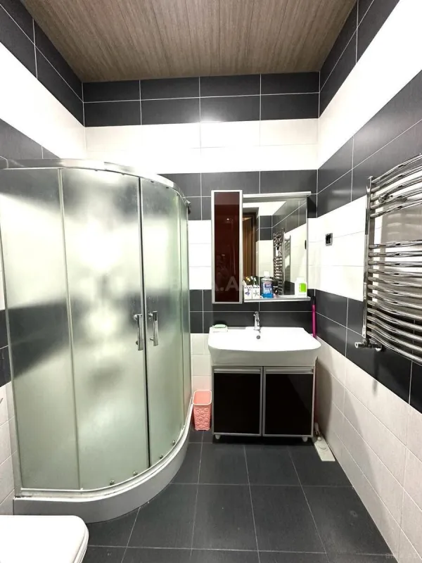 Kirayə verilir 4 otaqlı həyət evi 200 m²