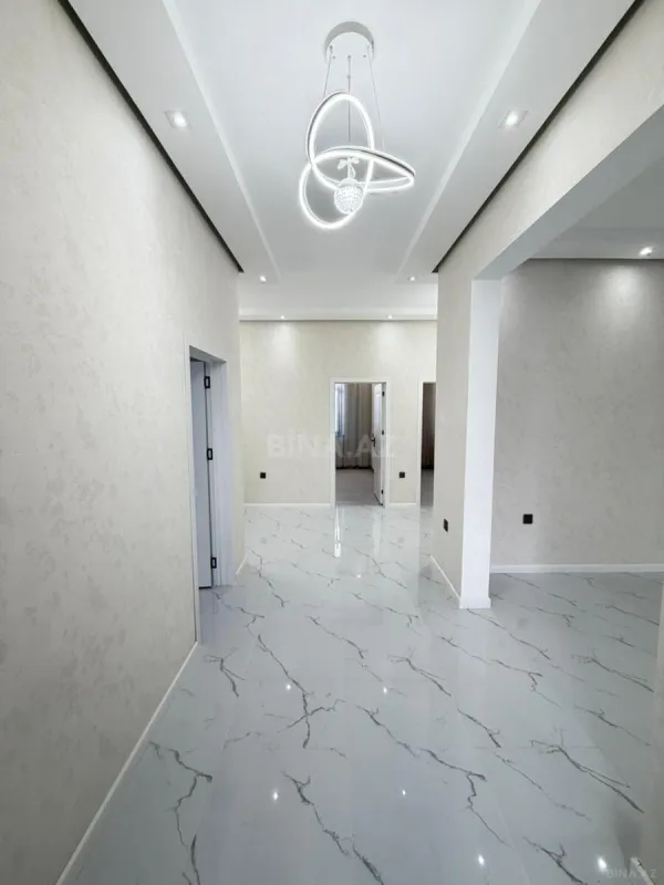 Satılır 4 otaqlı həyət evi 140 m²