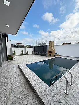 Satılır 4 otaqlı həyət evi 140 m²