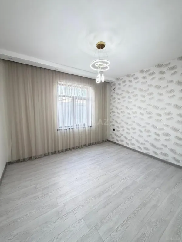 Satılır 4 otaqlı həyət evi 140 m²