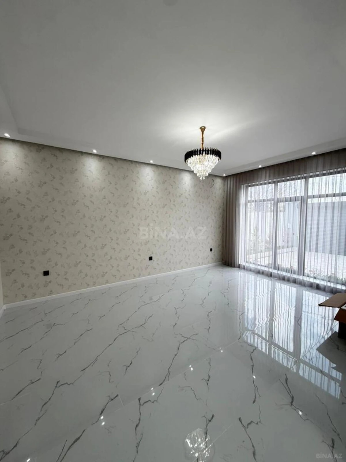 Satılır 4 otaqlı həyət evi 140 m²