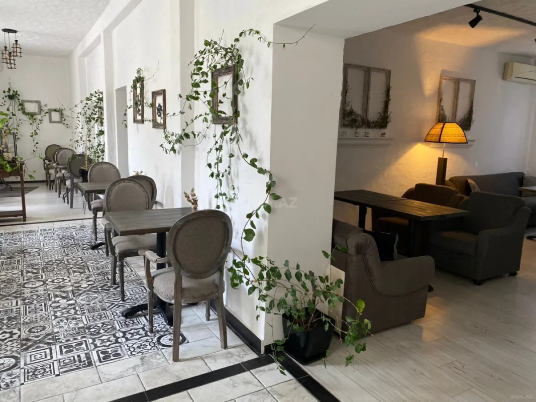 Satılır obyekt 130.5 m²