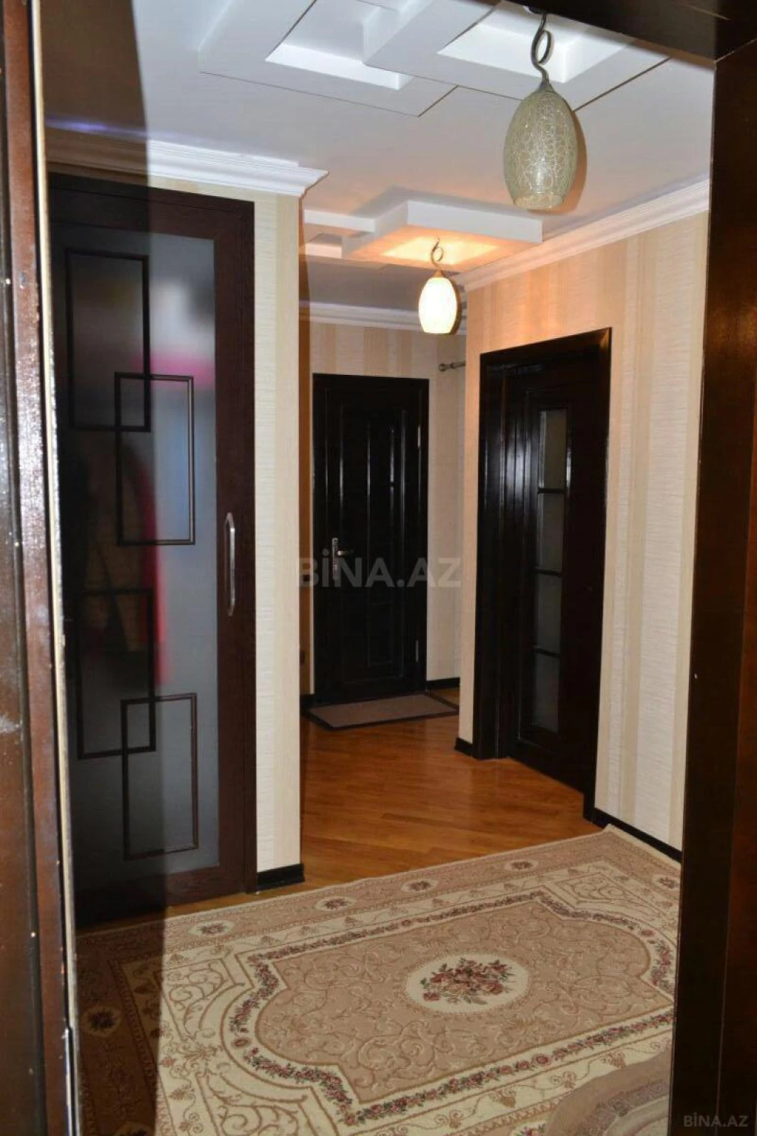 Satılır 4 otaqlı mənzil 98 m²