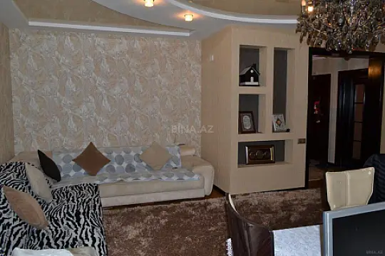 Satılır 4 otaqlı mənzil 98 m²