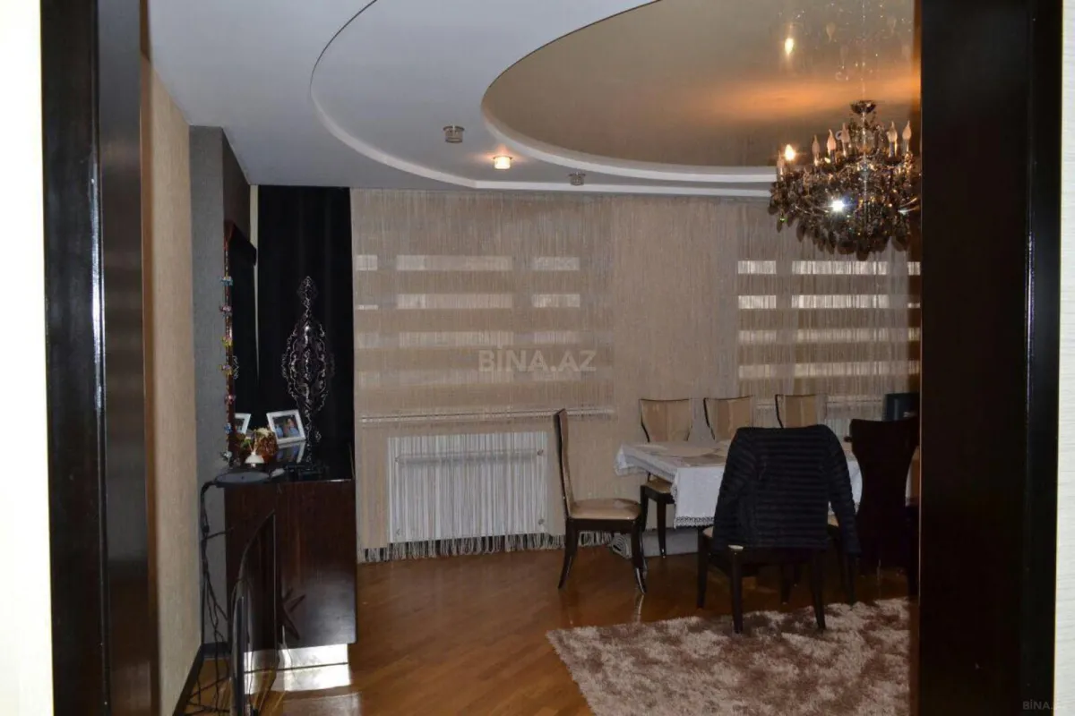 Satılır 4 otaqlı mənzil 98 m²