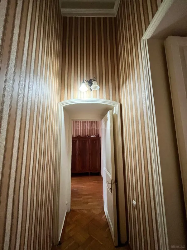 Kirayə verilir obyekt 200 m²