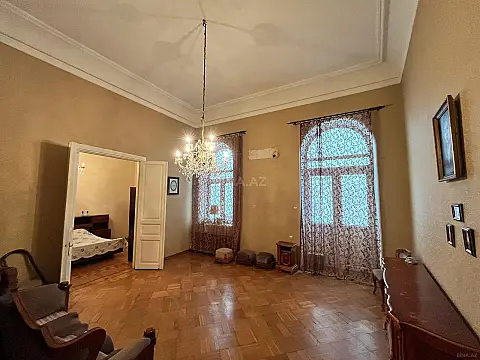 Kirayə verilir obyekt 200 m²